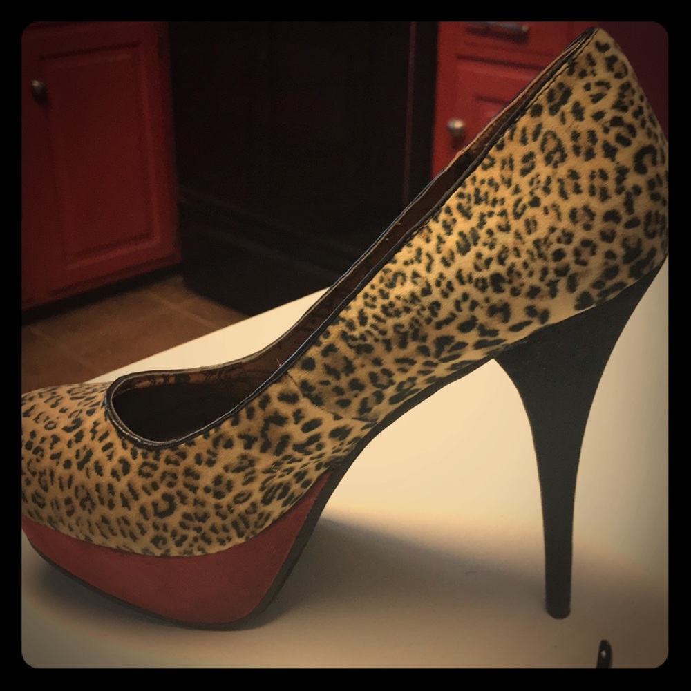 Gorgeous leopard print and red platform heels